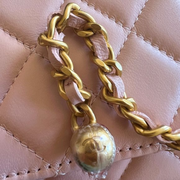 Brand new Chanel 23K light pink WOC with Pearl Crush With plastic seal - Picture 14 of 15